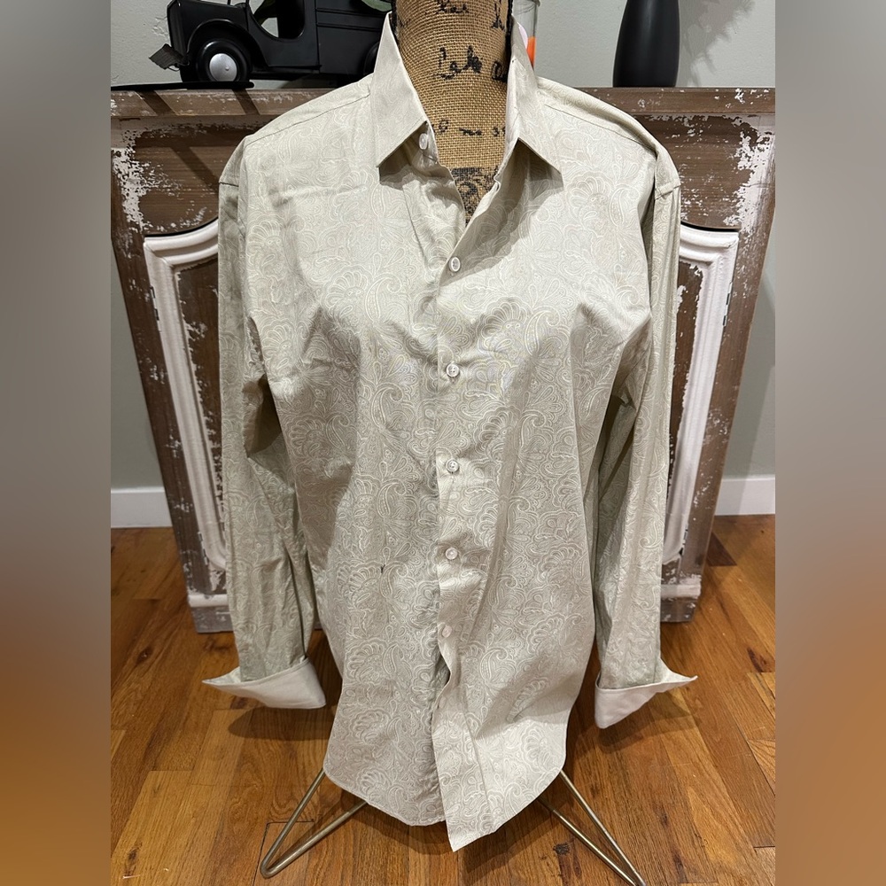 Men’s Large Consequence Beige Paisley Button Down Dress Shirt